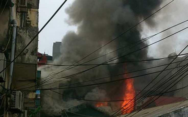 Cháy lớn ở khu tập thể Tân Xuân, Hà Nội
