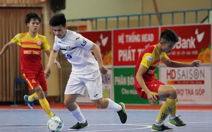 Futsal VĐQG HD Bank 2017: ĐKVĐ Thái Sơn Nam bị Sanatech Khánh Hòa hạ gục