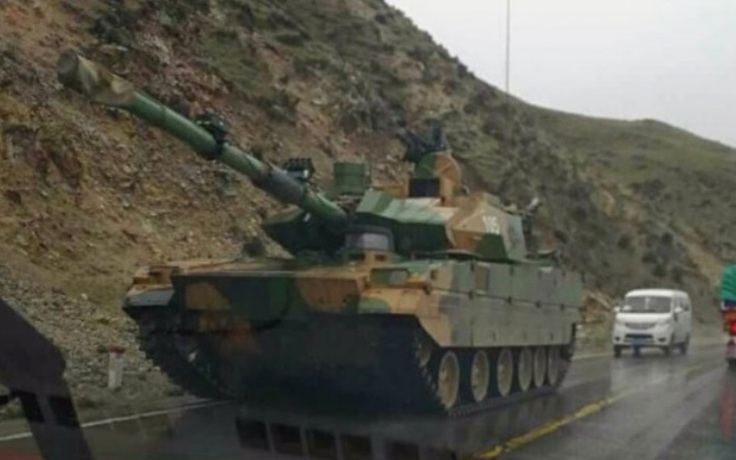 Trung Quốc thử xe tăng ở Tây Tạng giáp Ấn Độ
