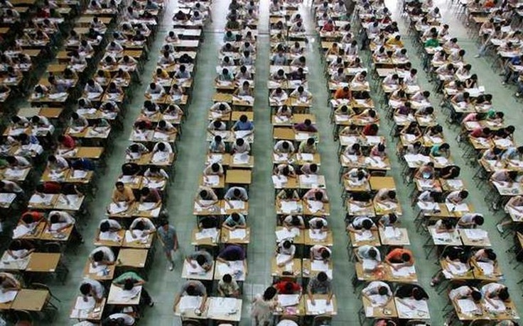 Trường đại học Trung Quốc từ chối sinh viên tài năng vì cha nợ tiền