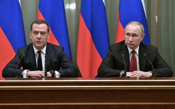 Ông Medvedev từ chức thủ tướng Nga, chuyển sang Hội đồng An ninh Liên bang