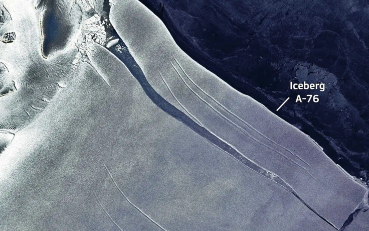 Nam Cực liên tục 'vỡ' ra những tảng băng trôi lớn kỷ lục
