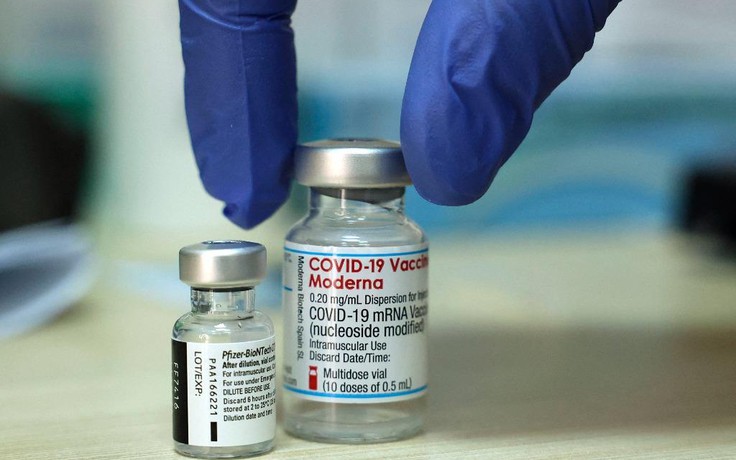 Vắc xin ngừa Covid-19 Pfizer, Moderna không gây sẩy thai