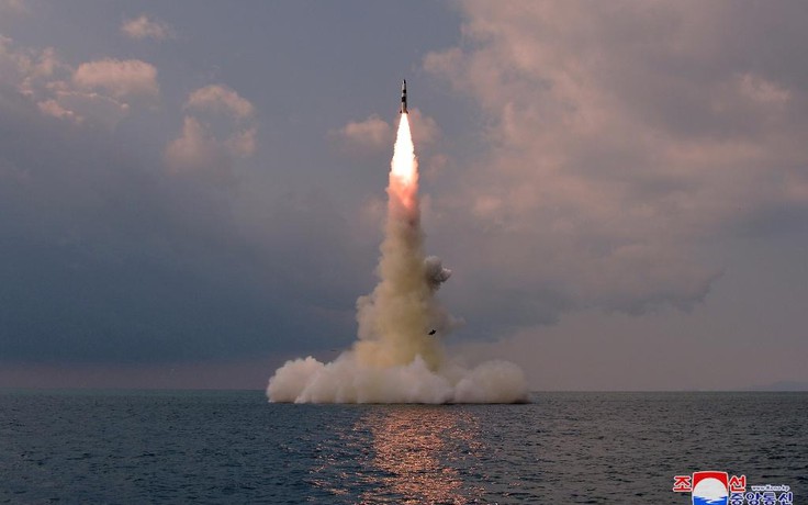 Triều Tiên tuyên bố đã phóng thử tên lửa đạn đạo mới từ tàu ngầm