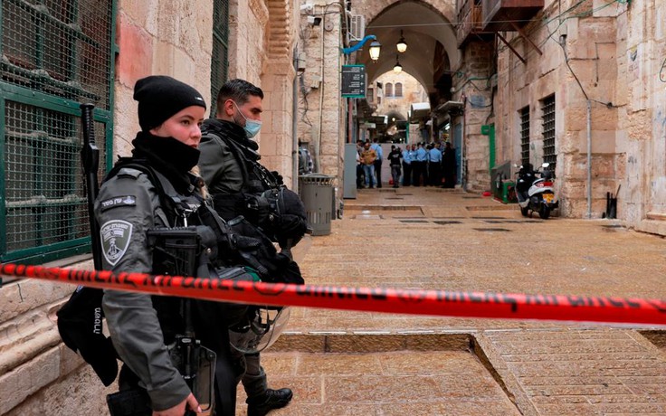 Nổ súng gần Núi Đền của thành cổ Jerusalem