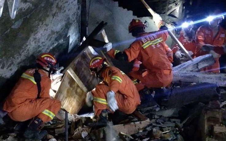 Động đất kép ở Tứ Xuyên, 4 người chết, 14 người bị thương
