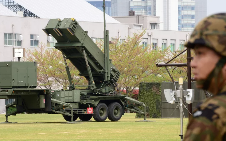 Báo Yomiuri: Nhật Bản cân nhắc triển khai 1.000 tên lửa tầm xa đối phó Trung Quốc