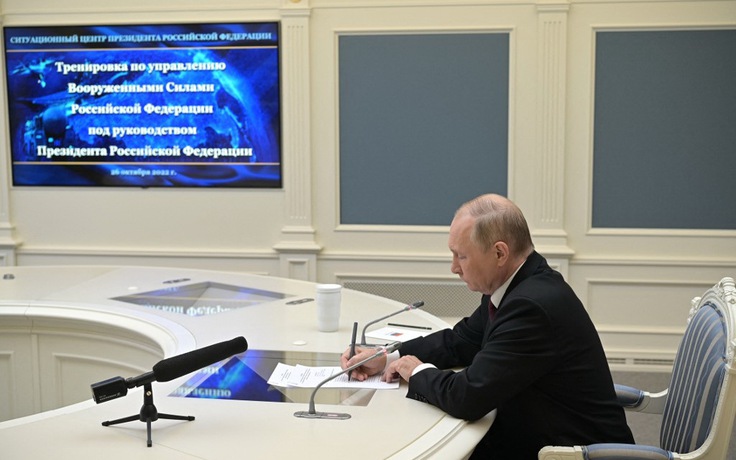 Đánh nhau ác liệt gần Bakhmut, Tổng thống Putin giám sát diễn tập hạt nhân