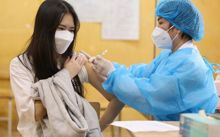 Hà Nội triển khai tiêm vắc xin cho trẻ từ 15-17 tuổi