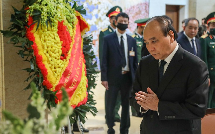 Lãnh đạo Việt Nam ghi sổ tang tưởng niệm cố Thủ tướng Nhật Bản Abe Shinzo