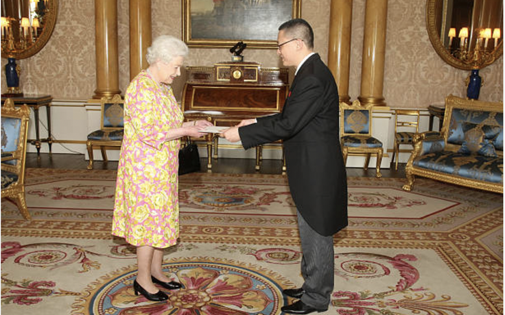 Kỷ niệm những lần tiếp kiến Nữ hoàng Anh Elizabeth II của Đại sứ Vũ Quang Minh