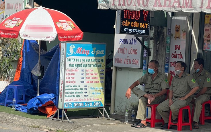 TP.HCM: Con gái đi học về phát hiện cha tử vong, mẹ bị thương trong nhà