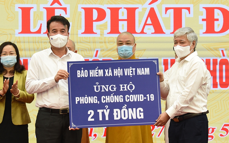 BHXH Việt Nam ủng hộ 2 tỉ đồng cho Quỹ phòng, chống dịch Covid-19