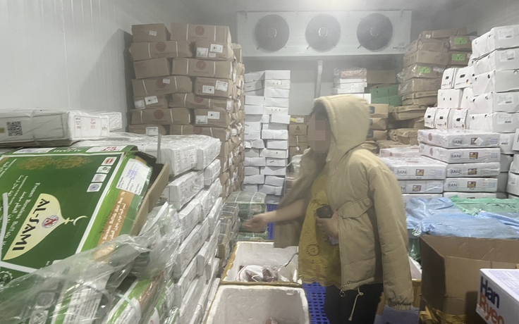 Đắk Nông: Phạt người thu mua thịt đông lạnh trôi nổi trên mạng rồi rao bán