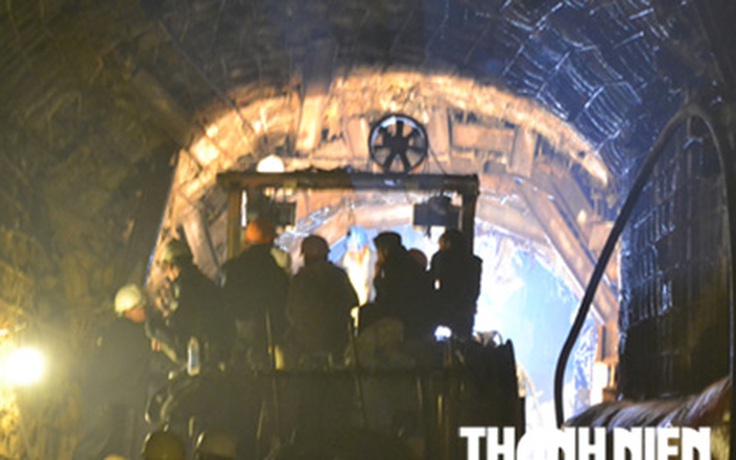 Sập hầm thủy điện Đạ Dâng-Đạ Chomo: 12 người kẹt trong hầm vẫn khỏe mạnh
