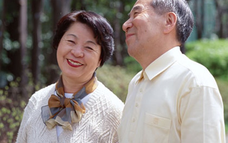 Giúp cha mẹ vui sống lúc tuổi già với cách chăm sóc từ Nhật Bản