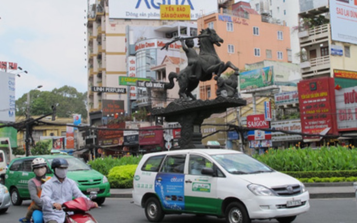 'Thân phận' của tượng đài