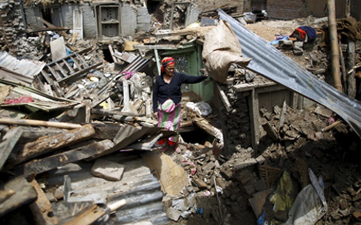 Nepal hỗn loạn vì tiếp tục động đất, 66 người chết