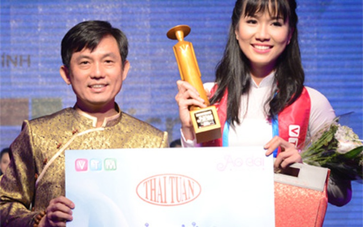 Phạm Ngọc Phương Anh đoạt giải nhất Miss Áo dài nữ sinh VN 2015