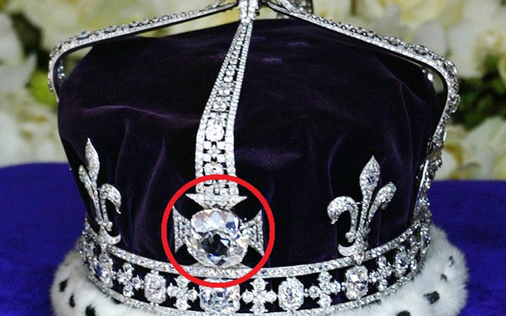 Người Ấn kiện đòi viên kim cương trên vương miện hoàng hậu Anh