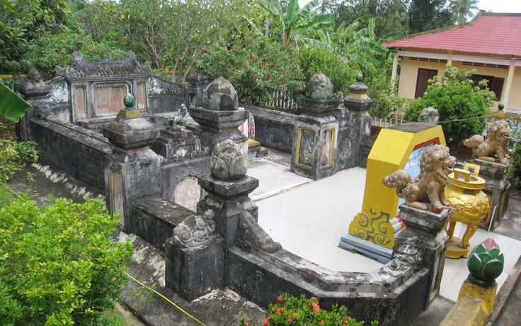 Kỳ bí lăng mộ cổ: Lăng danh tướng người Khmer được phong thống chế