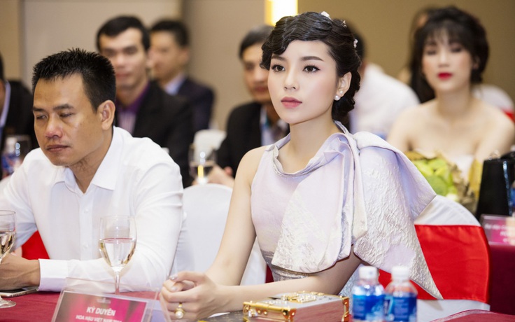 Kỳ Duyên lên tiếng xin lỗi vì đến trễ họp báo Hoa hậu Việt Nam