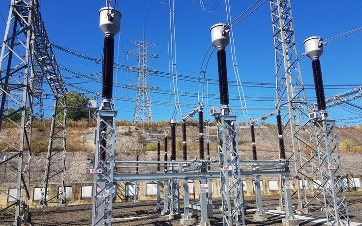 Đóng điện thành công đường dây 220 kV Pleiku 2 - An Khê