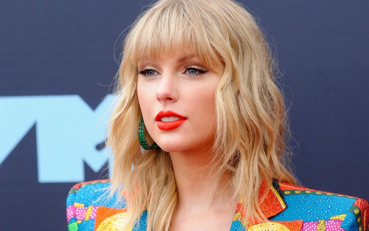 Taylor Swift quyên góp 1 triệu USD ủng hộ nạn nhân thiên tai