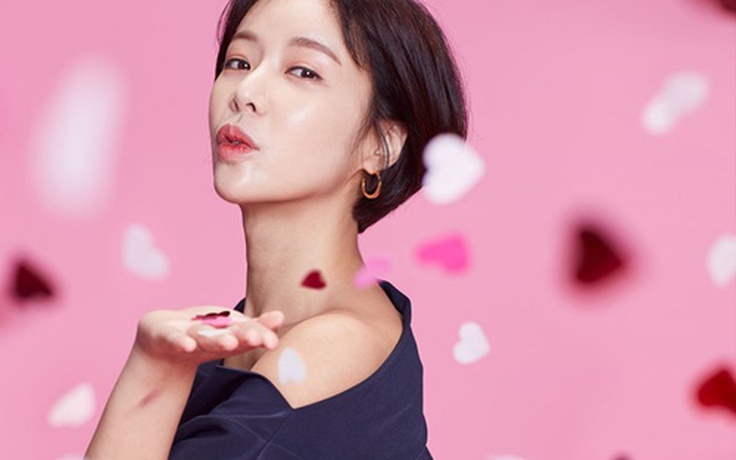 'Nữ hoàng rom-com' Hwang Jung Eum tái xuất sau những vai diễn ấn tượng