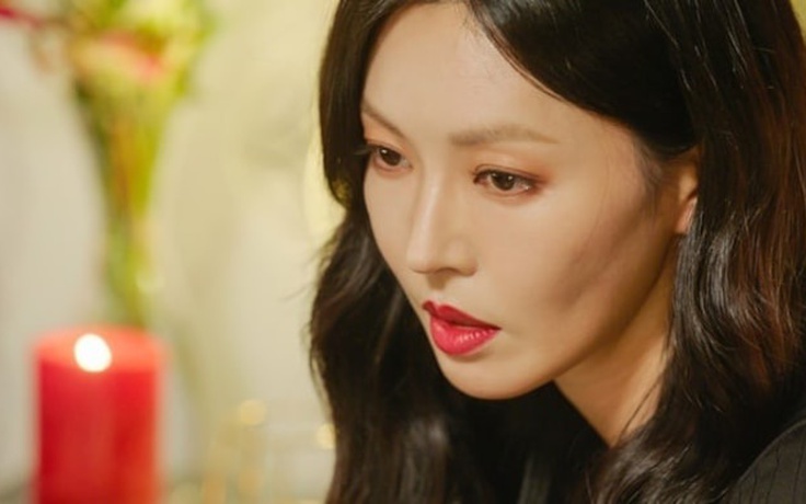 ‘Ác nữ đẹp nhất Hàn Quốc’ trong ‘Penthouse: Cuộc chiến thượng lưu’