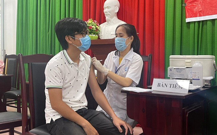 Phú Quốc tiêm vắc xin phòng Covid-19 mũi 2 cho hơn 1.700 người