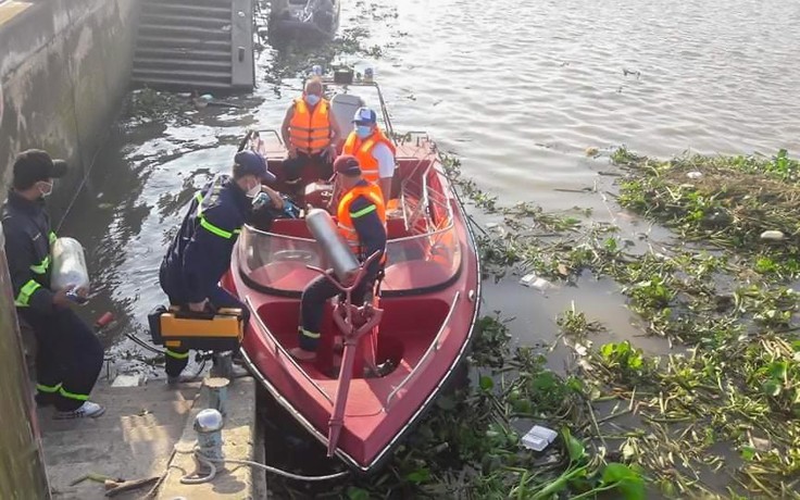 Vĩnh Long: Lật xuồng, người đàn ông 63 tuổi tử vong Vĩnh Long: Lật xuồng, người đàn ông 63 tuổi tử vong