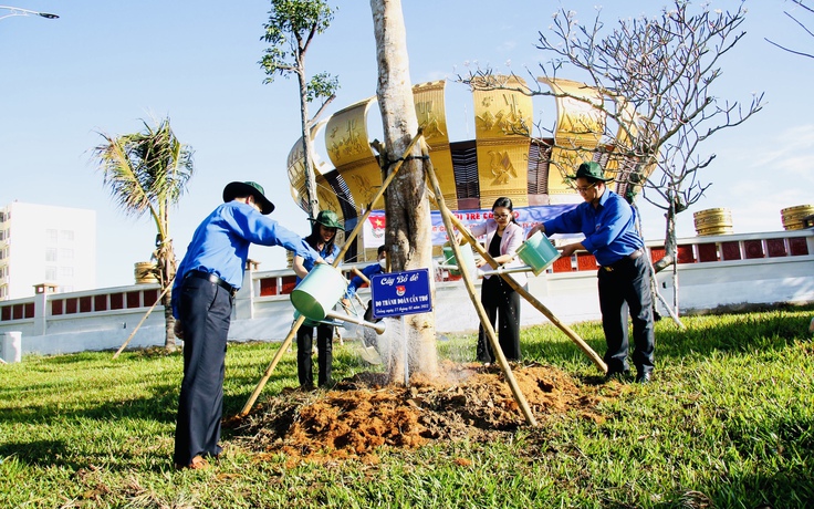 Cần Thơ: Tháng Thanh niên sôi nổi với nhiều việc làm thiết thực