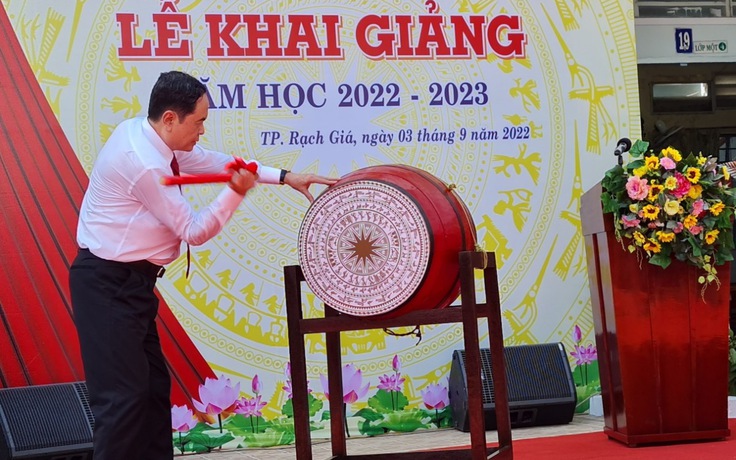Phó chủ tịch Quốc hội Trần Thanh Mẫn dự khai giảng năm học mới tại Kiên Giang