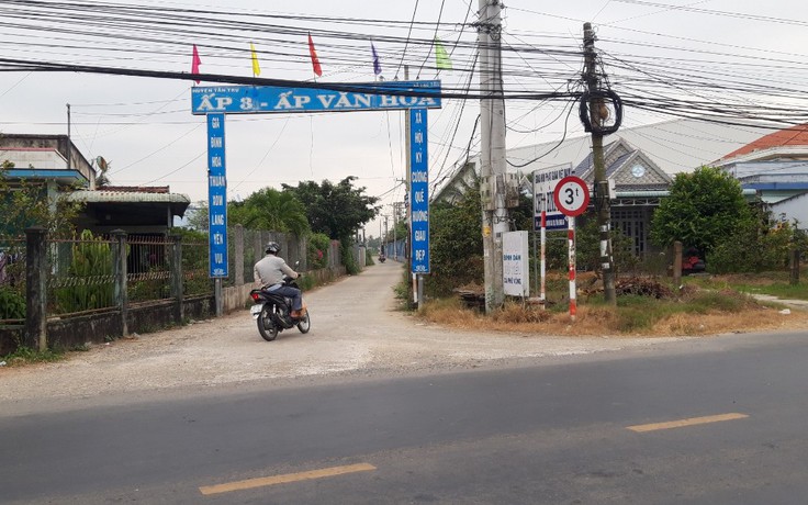 Long An: Mâu thuẫn sau cuộc nhậu, con tạt xăng vào cha rồi bật quẹt đốt