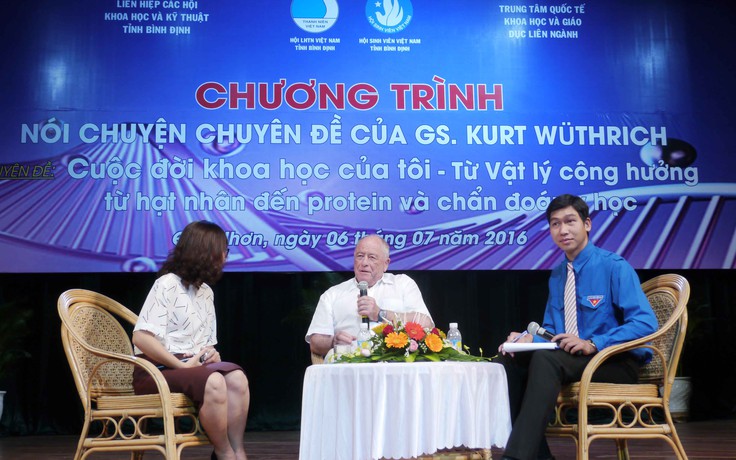 GS Kurt Wüthrich (Nobel hóa học 2002): Hãy theo đuổi đam mê suốt cuộc đời