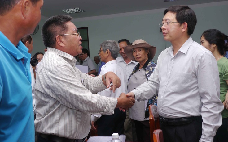 Tiếp xúc chủ tịch tỉnh, người dân lo phát sinh 'câu chuyện Thủ Thiêm' ở Quy Nhơn