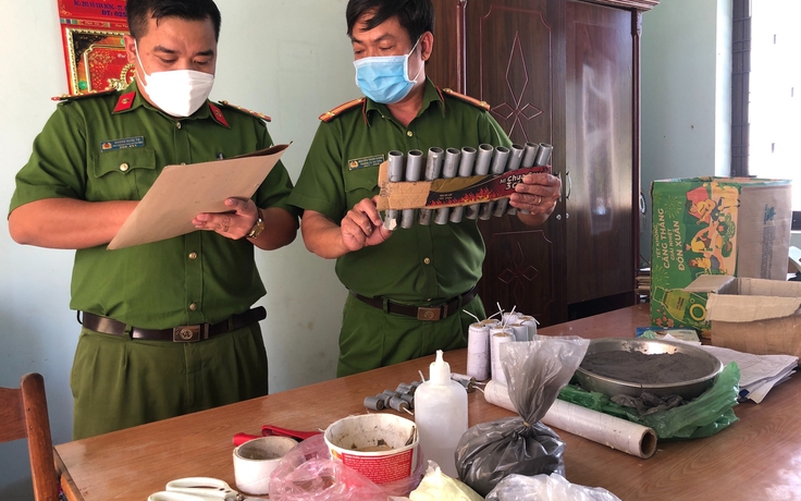 Bình Định: Một học sinh tự chế tạo pháo
