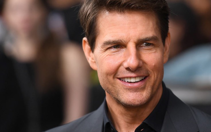 Tom Cruise bị sa thải vì chiều cao khiêm tốn