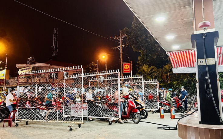 Bình Dương: Công an cảnh báo nguy cơ cháy nổ khi tích trữ xăng dầu trong nhà