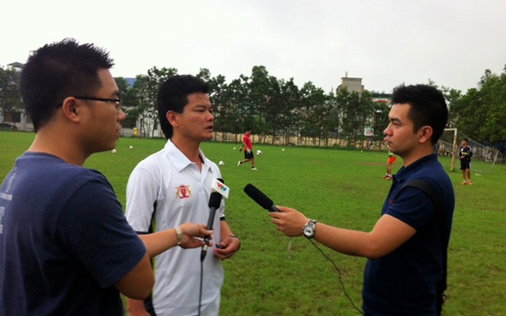 HLV Nguyễn Văn Sỹ mở lò đào tạo bóng đá
