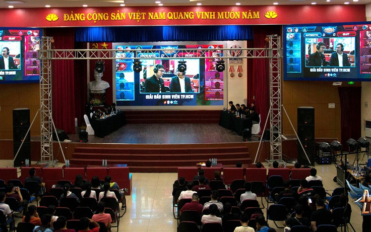 Mobile Legends Bang Bang VNG triển khai giải đấu thể thao điện tử ở trường đại học