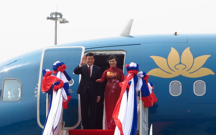 Chủ tịch nước Trương Tấn Sang bắt đầu chuyến thăm và làm việc tại Lào