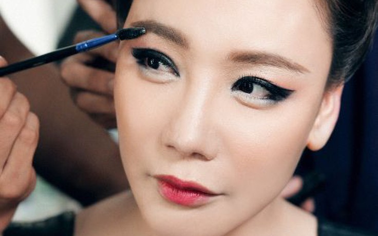 Hồ Quỳnh Hương đã bận rộn hơn