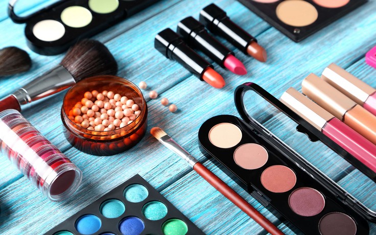 5 cách nhanh nhất giúp bạn chữa cháy cho đồ makeup