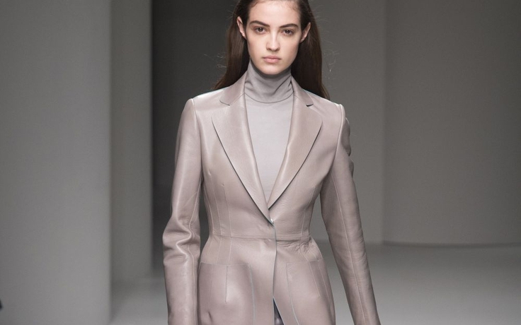 Thanh lịch và gợi cảm với BST mới của Salvatore Ferragamo