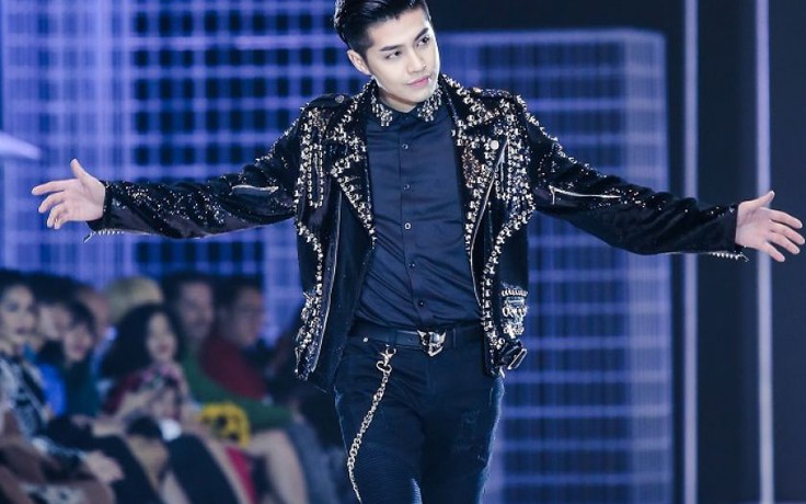 Noo Phước Thịnh làm người mẫu cho NTK Chung Thanh Phong