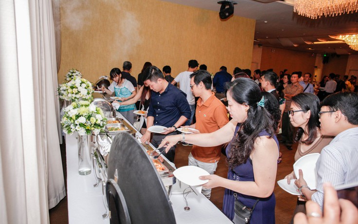 Trải nghiệm tiệc fork buffet