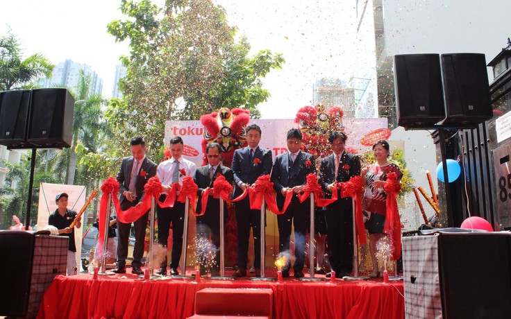 Khai trương showroom ghế massage cao cấp Tokuyo