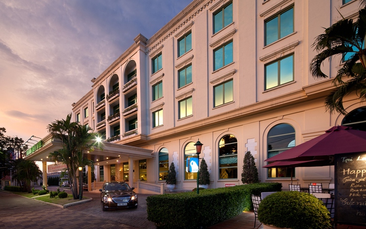 Những gam màu tôi dùng vẽ nên bức tranh thành phố cảng